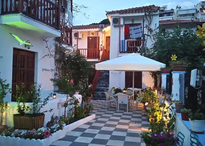 Amalthia Studios Skiathos Town