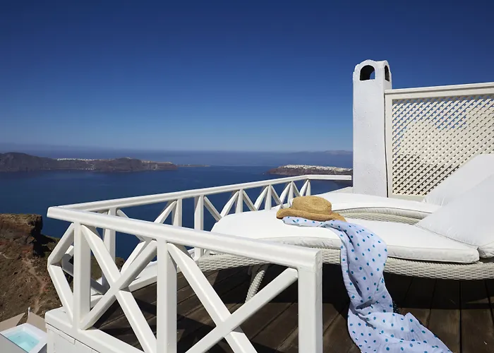 Whitedeck Santorini