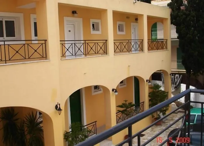 Lemon Grove Hotels And Studios Kavos