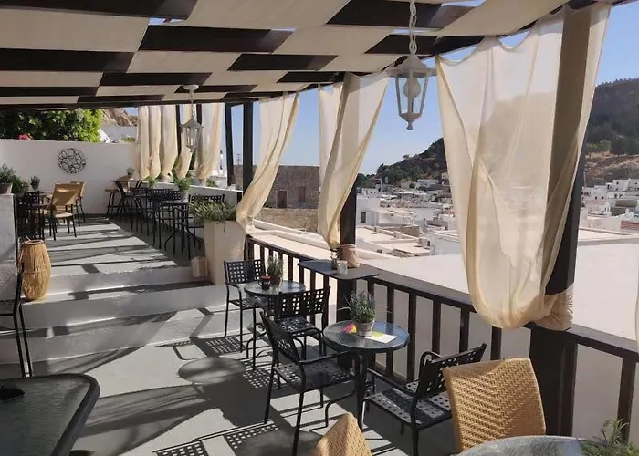 Xenones Lindos Aparthotel