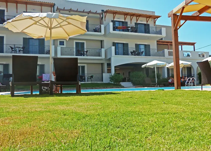 Eleana Boutique Hotel & Blue Infinity Nikiana