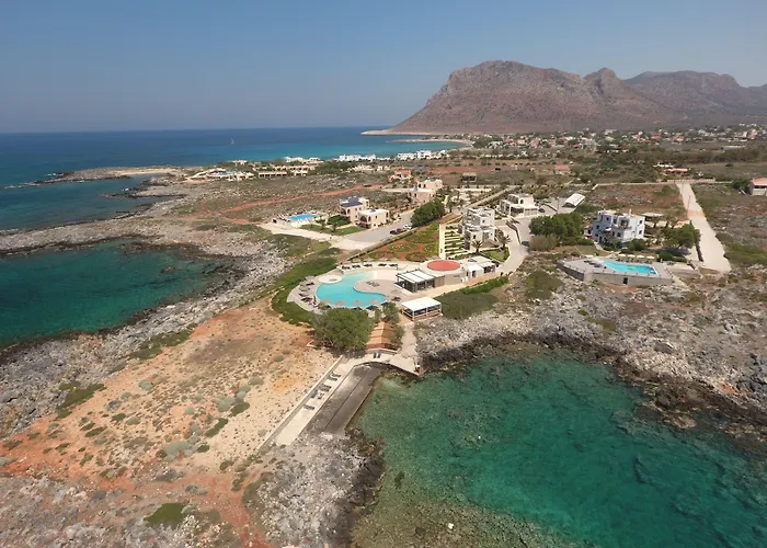 Kavos & Suites