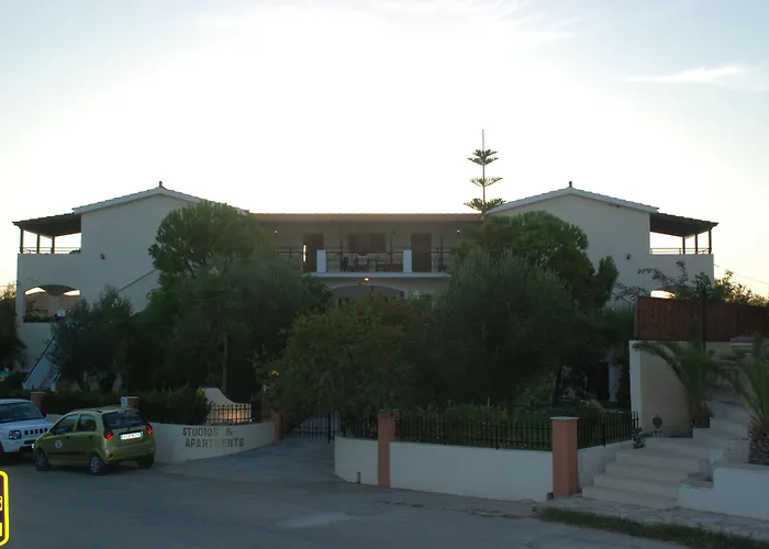 Barbara Studios & Apartments