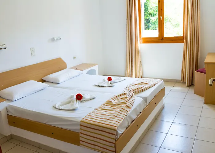 Ideal Hotel Kokkini Hani