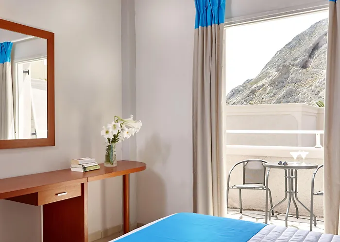 Terra Blue Santorini Hotel Kamari 
