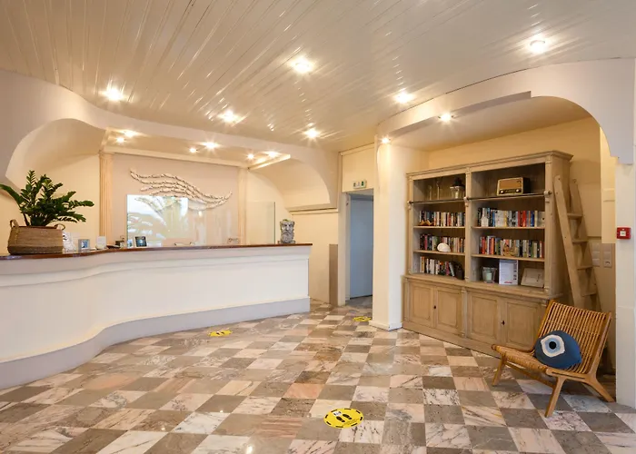 Aurora Beach Hotel Agios Ioannis Peristerion