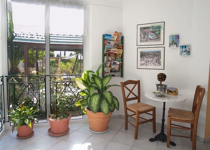 Nostos Studios & Apartments