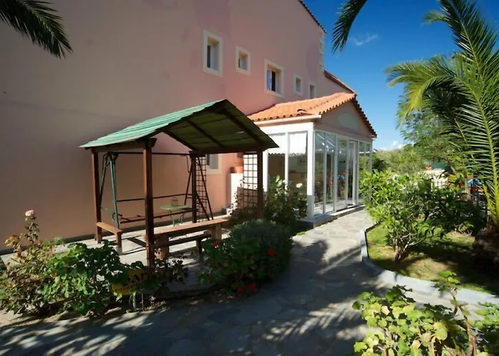Nostos Studios & Apartments