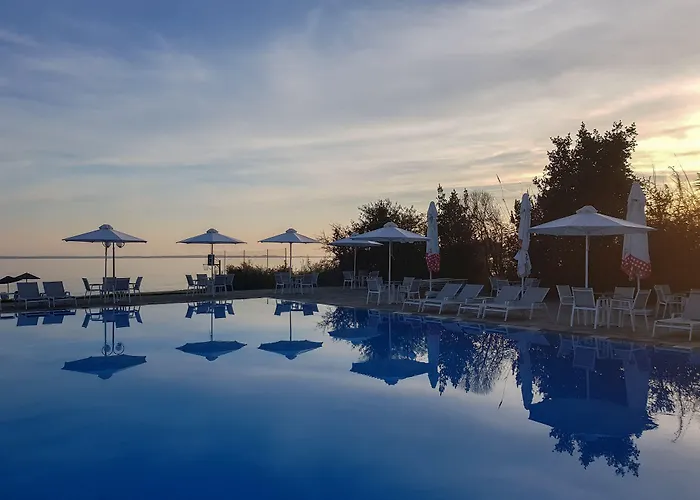 Alkinoos Beach Hotel