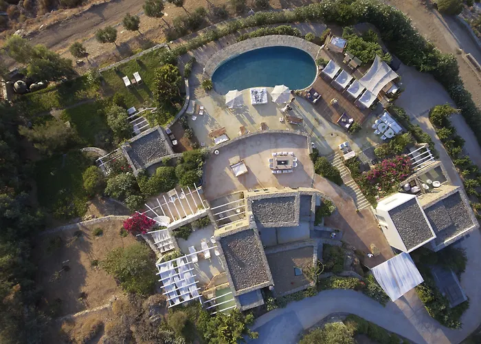 Aigis Suites Kea