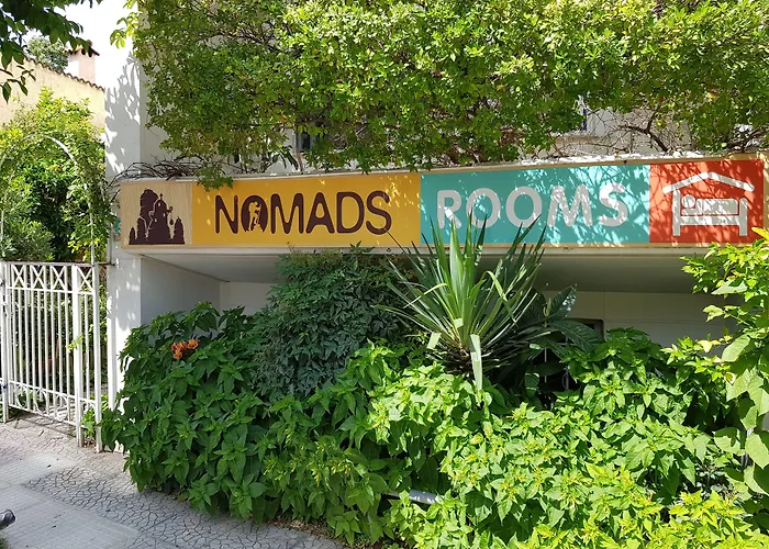 Nomads Rooms