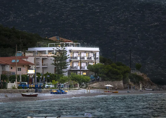 Paraskevas Beach Hotel