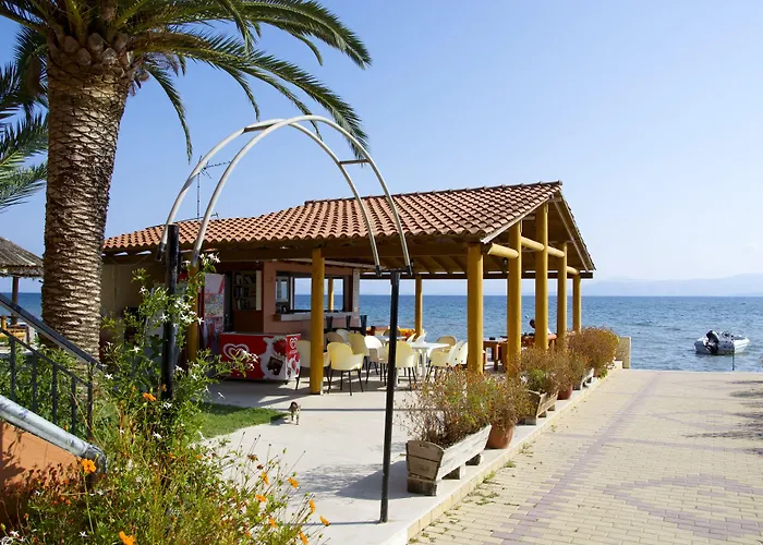 Seafront Apartments Kavos