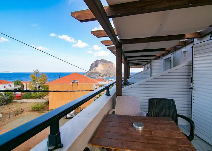 Malvasia Corner Studios - Ex Romeo'S House
