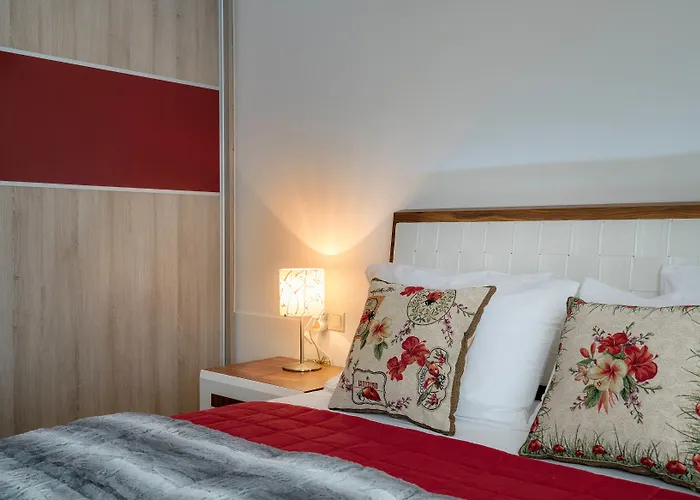 Olive Garden Villas Perama 