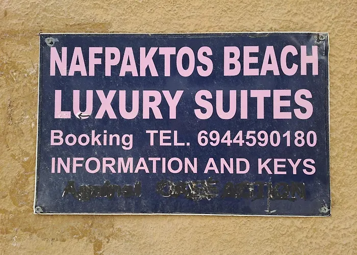 Nafpaktos Beach Luxury Suites