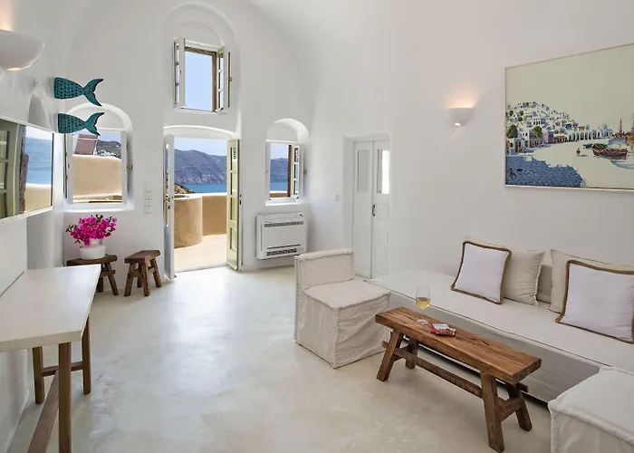Cosmoia Cave House