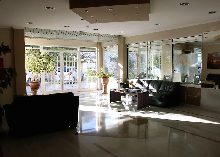 Hotel Golden Sun Finikounta