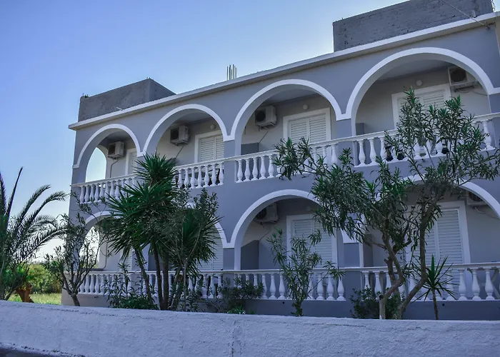 Splash II Studios & Pool Access Laganas
