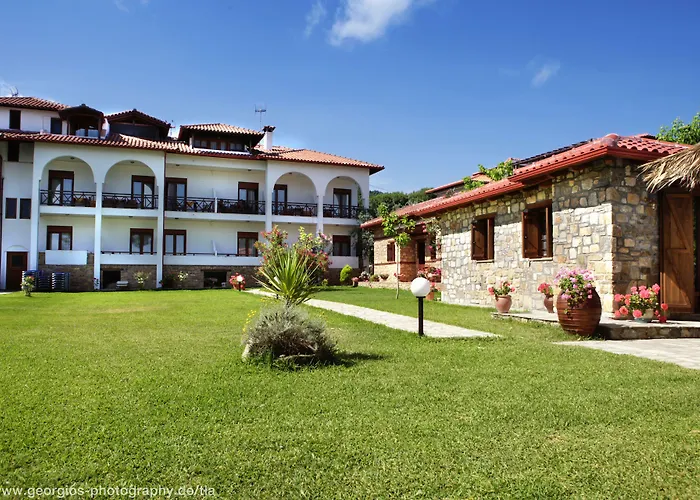 Kamares House Apartments & Studios