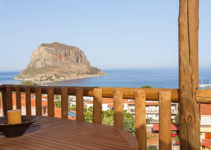 Monemvasia Green Apartments