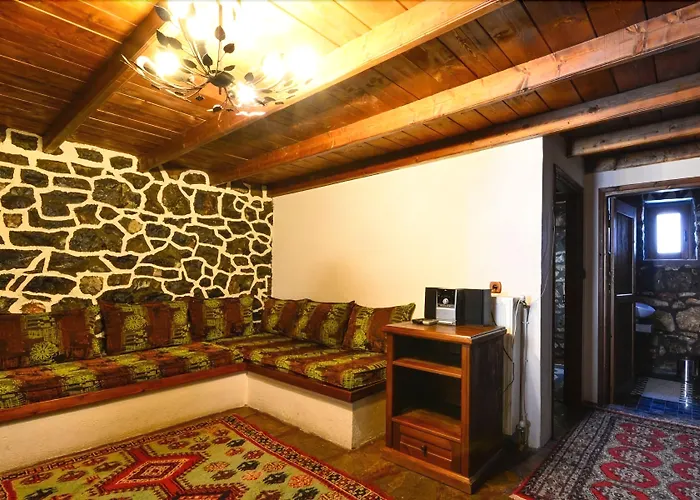 Rouga Mountain Boutique Suites & Spa Παλαιός Άγιος Αθανάσιος