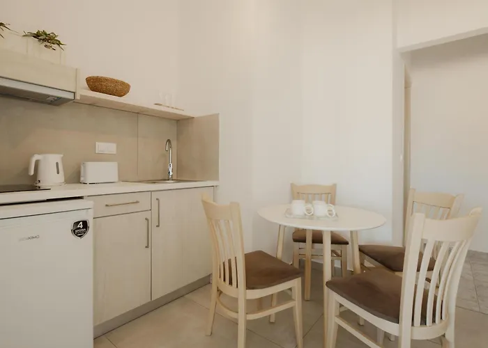 Goudelis Apartments