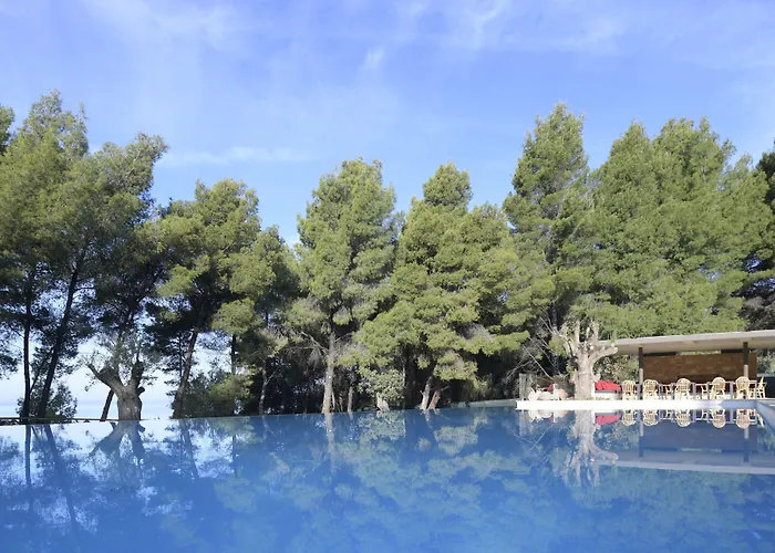 Amantes Villas And Suites Νικήτη
