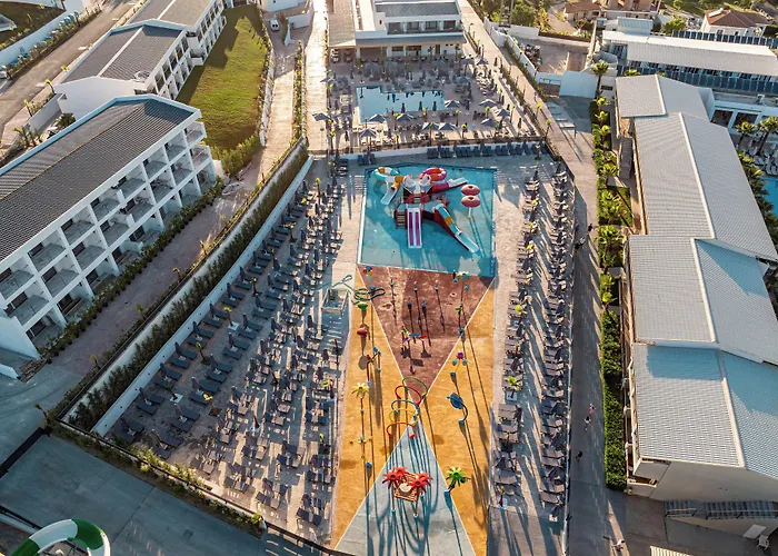 Caretta Paradise Resort & Waterpark Τραγάκι