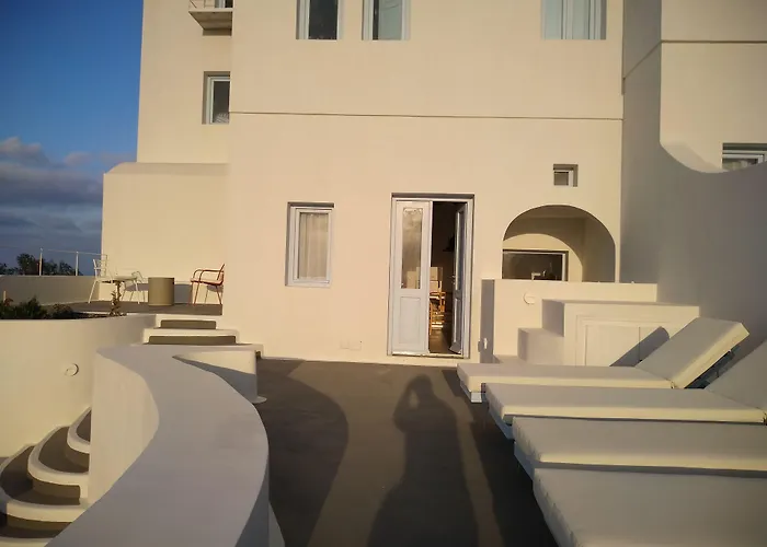 Sol-Mate Suites