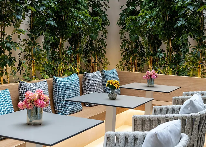 Days City Suites