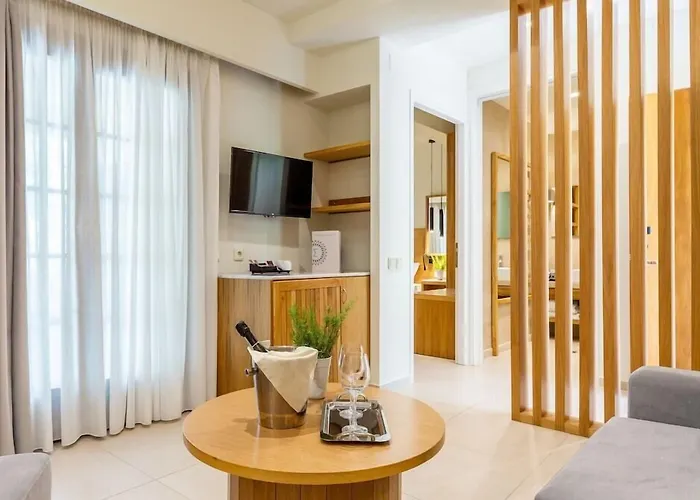 Skopelos Holidays Hotel