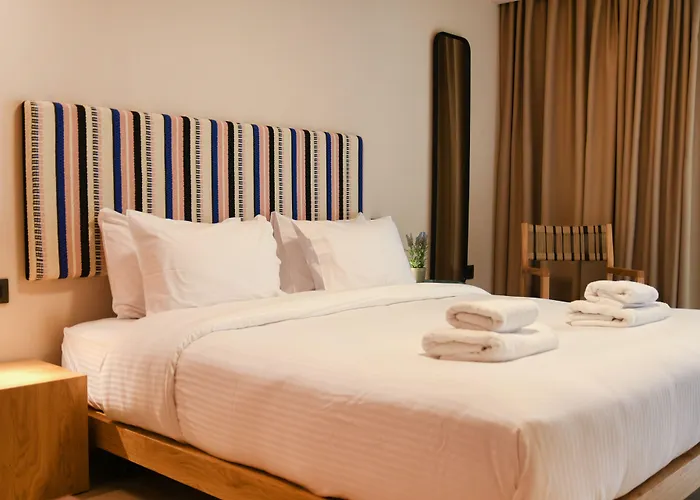 Pavo Art Hotel