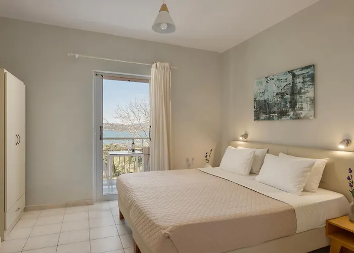 Panorama Fanari Studios And Apartments