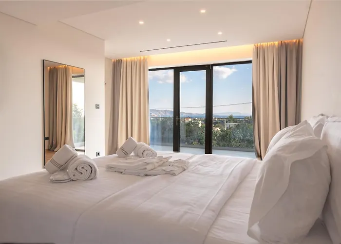 Megara Hotel