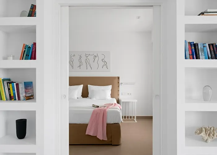 Livinghome Suites Πάργα