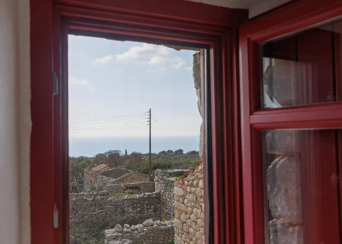Lithos Stone Suites Αρεόπολις