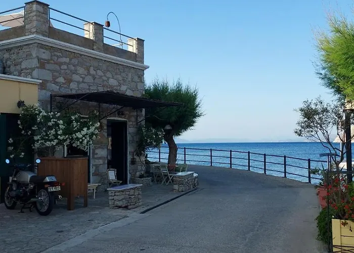 Anoi Tholos