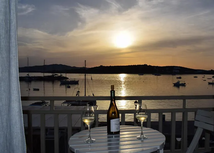 Angeliki Seaside Hotel