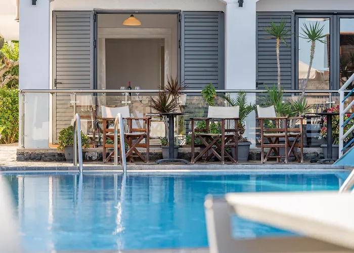 Lena Apartments Ελούντα