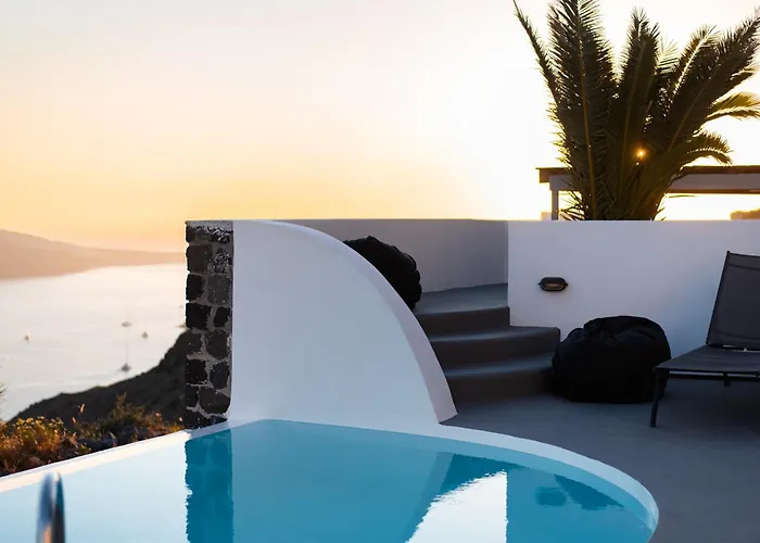 Mr And Mrs White Oia - Santorini Hotel