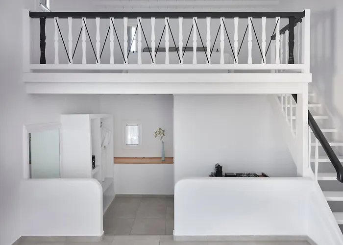 Pietra E Mare - Mykonos Moments By Mr And Mrs White