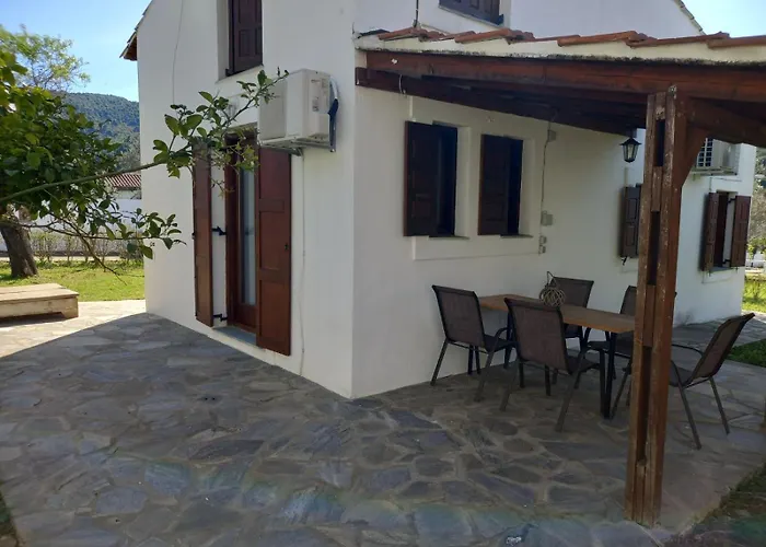 Ageri Studios Stafylos