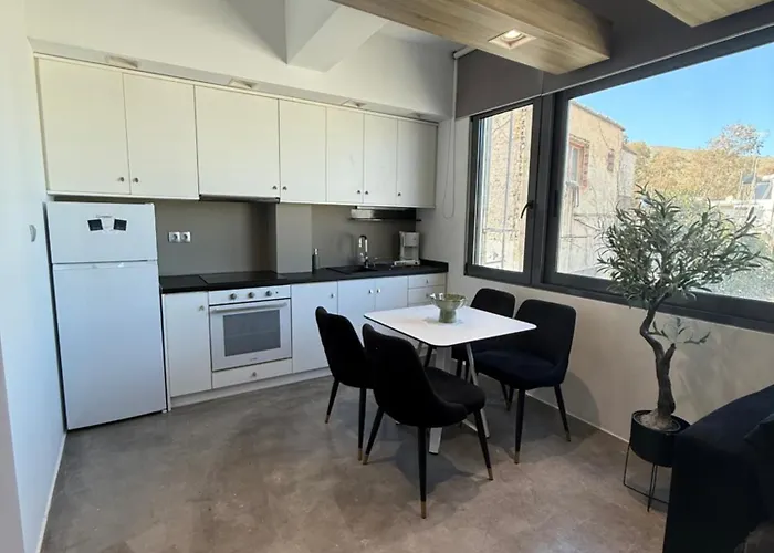 Erasmia Beachside Suites