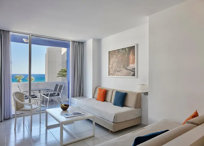 Epsilon Apartments