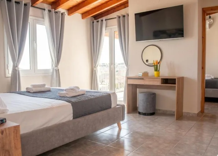 Eos Skiathos