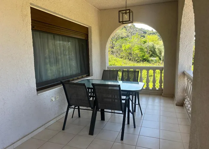 The Beach House - Apartments & Studios (Adults Only)