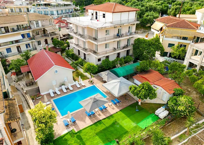 Central Hotel Parga