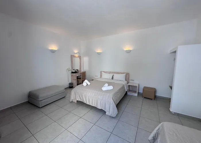 Stelios Place Perissa 