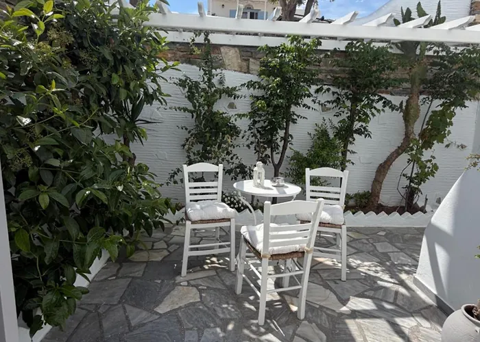 Studios Eleni I
